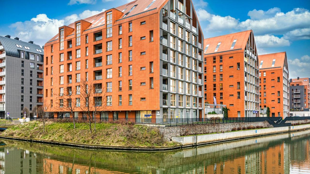 Maya'S Flats & Resorts 24 - Hollywood Gdansk Luaran gambar